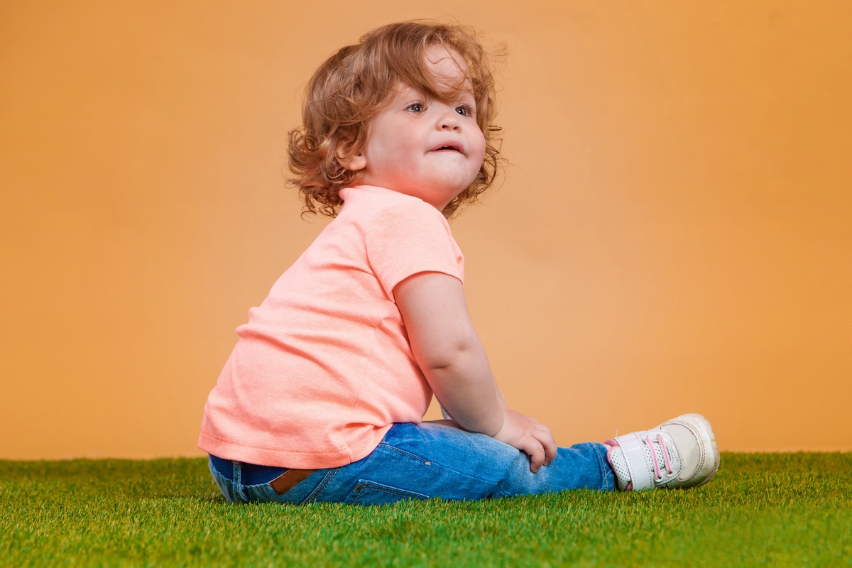 When Do Babies Sit Up? A Parent's Guide | Yuppo
